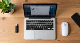 Reviving A 15-Year-old Netbook With Arch Linux
